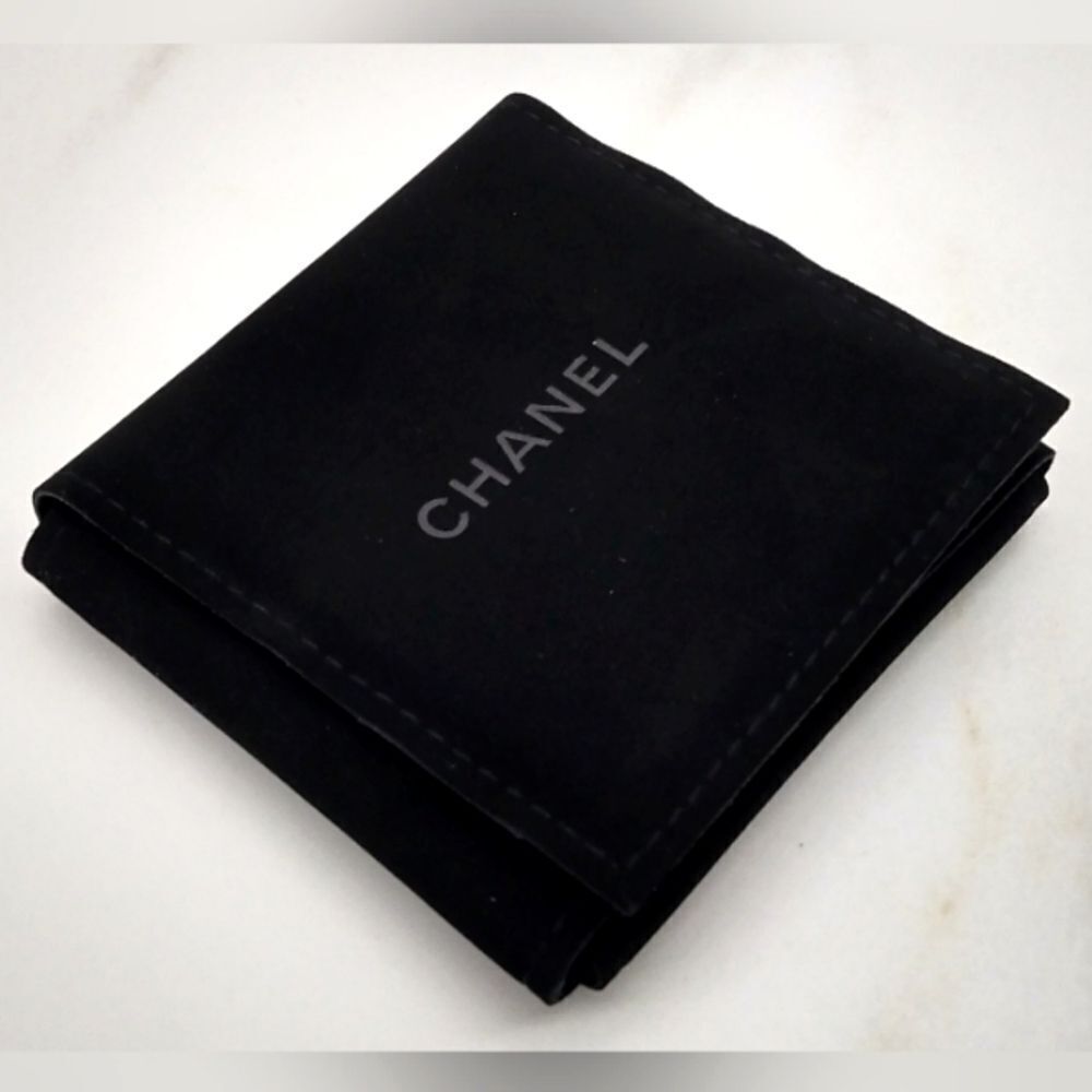 Chanel Black Velvet Jewelry Case Holder - Picture 4 of 10